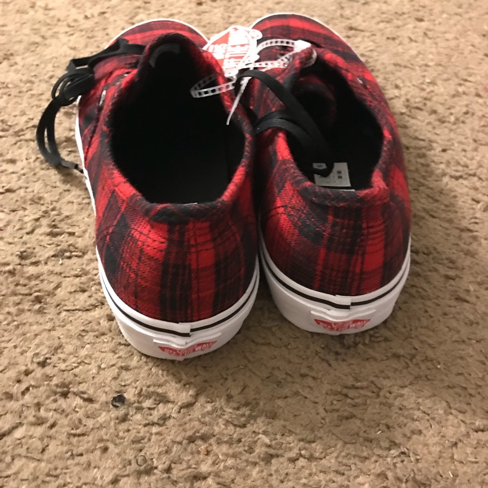 🚨🚨WKND SALE🚨🚨Brand new vans - Picture 2 of 3